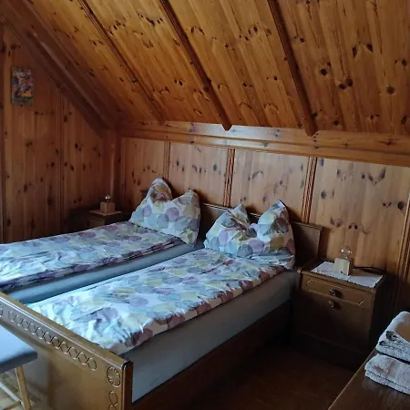 Haus Lois Prázdninový dům Weissbriach