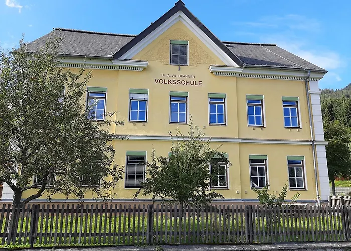 בית נופש Haus Lois *